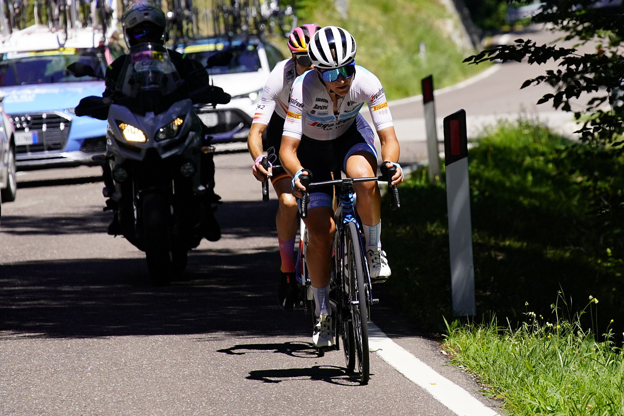Elisa Longo Borghini continues to shine in Giro mountains