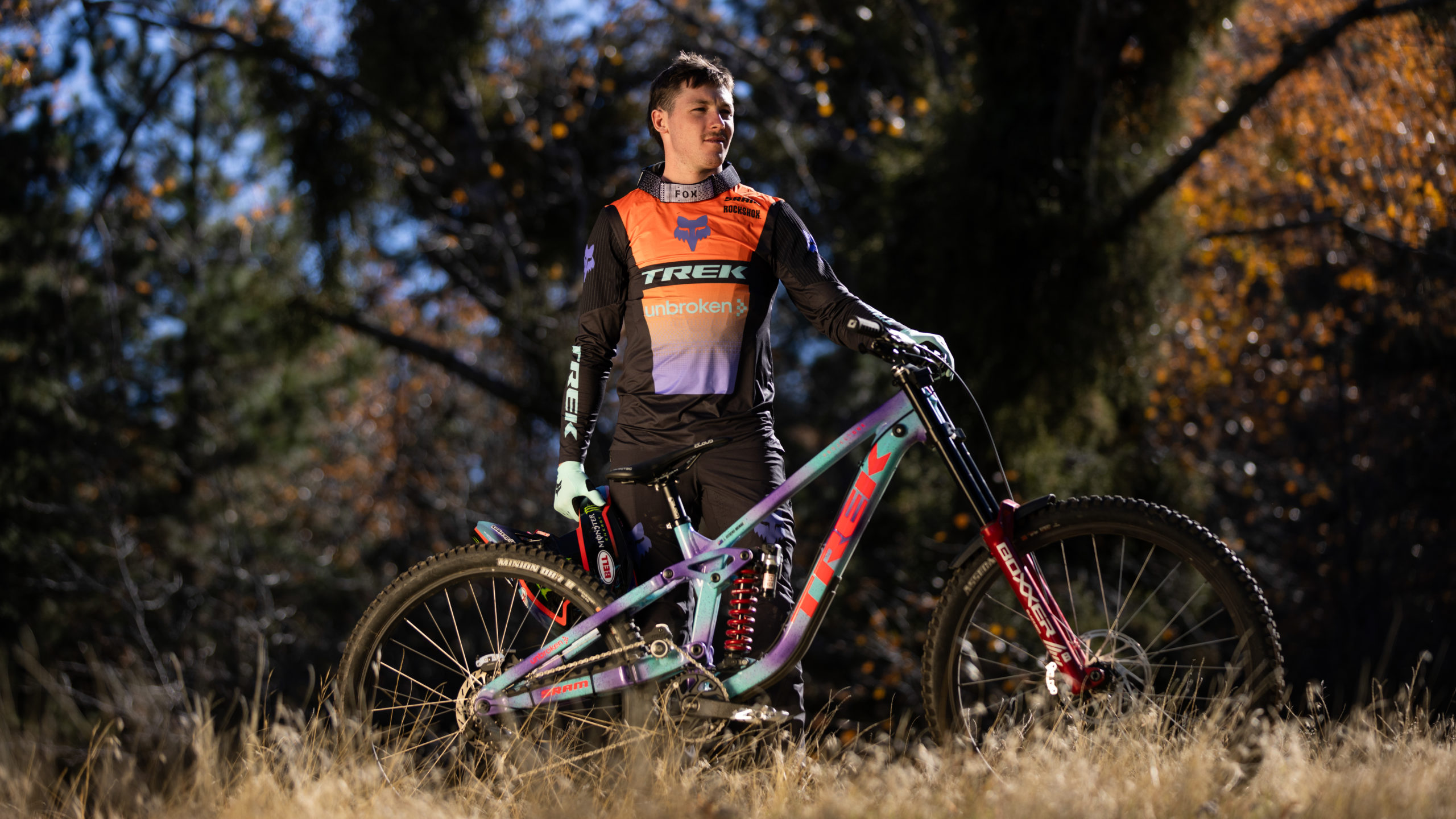 Trek-Unbroken DH partners with Fox Racing! | Trek Race Shop